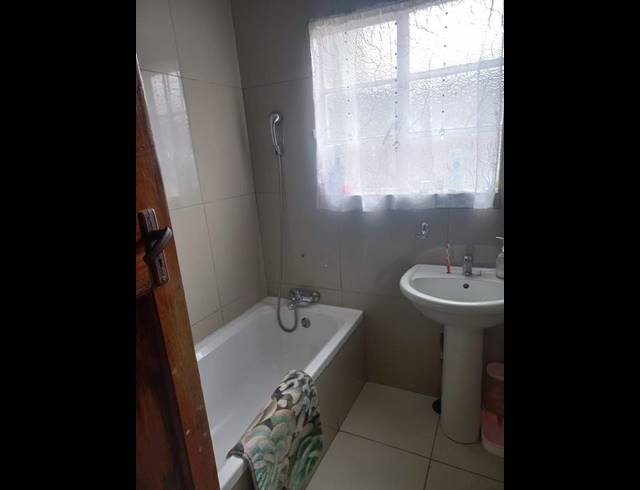 4 BEDROOM HOUSE FOR SALE IN BOTHAVILLE